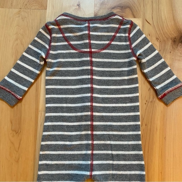 PJ Salvage Holiday Christmas Onesie Pajamas 6-12 months - Picture 4 of 9